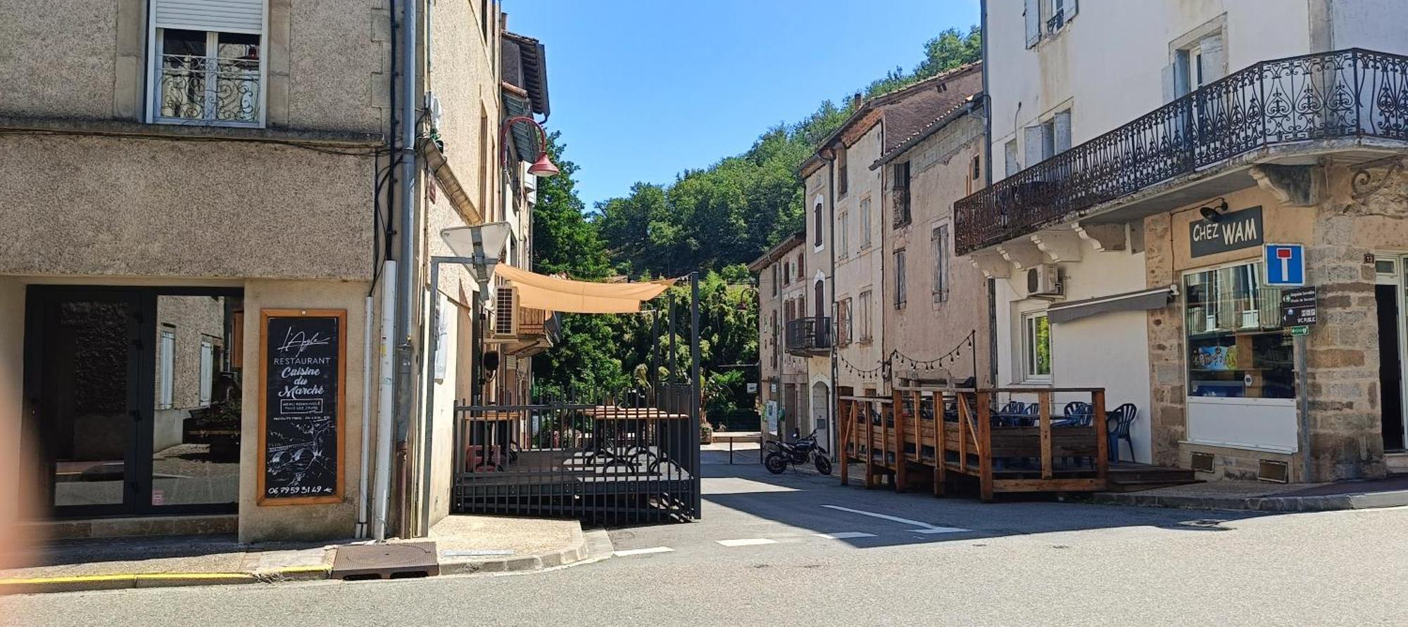 Les Chambres Des Artistes Laguépie Esterno foto